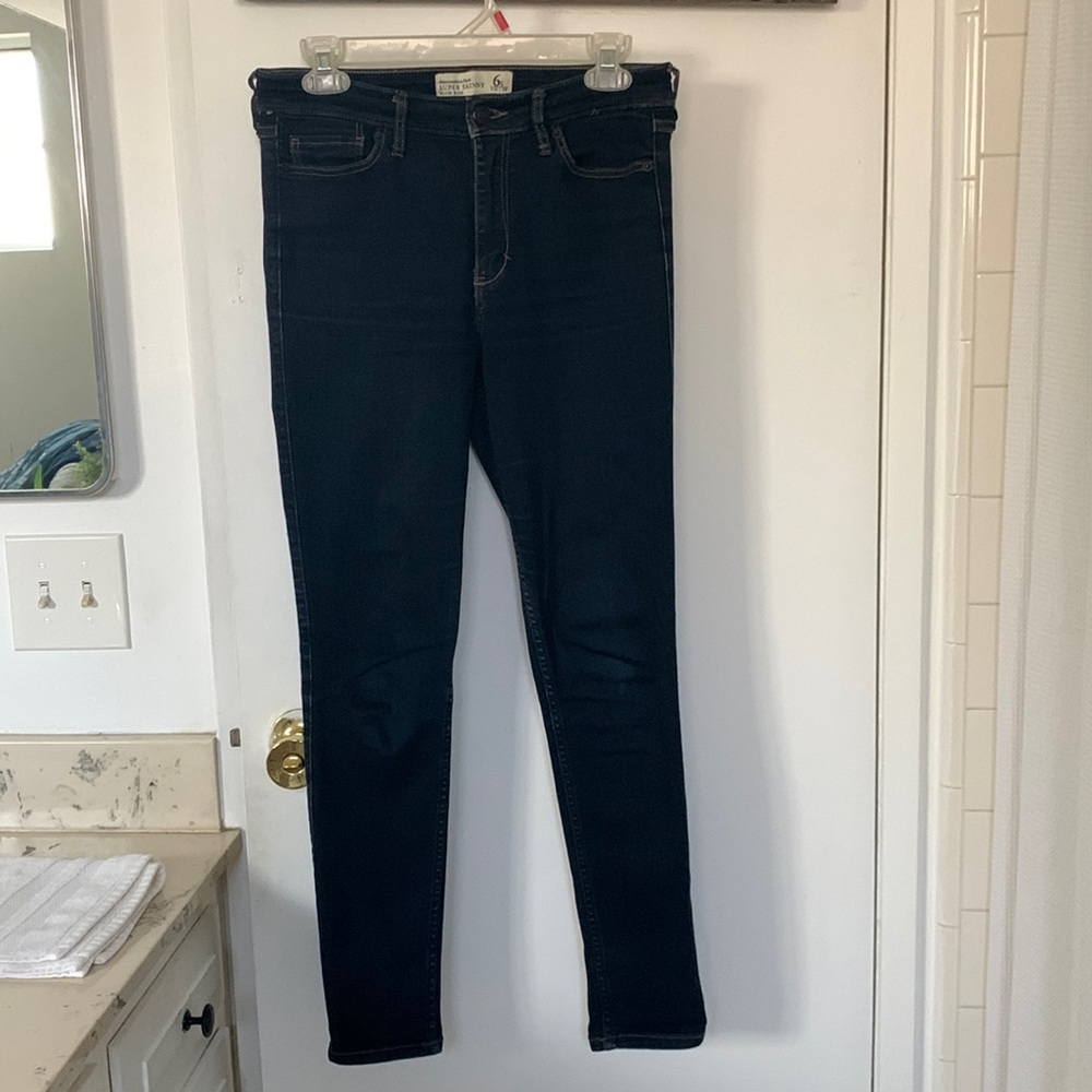 Abercrombie high rise super skinny jeans